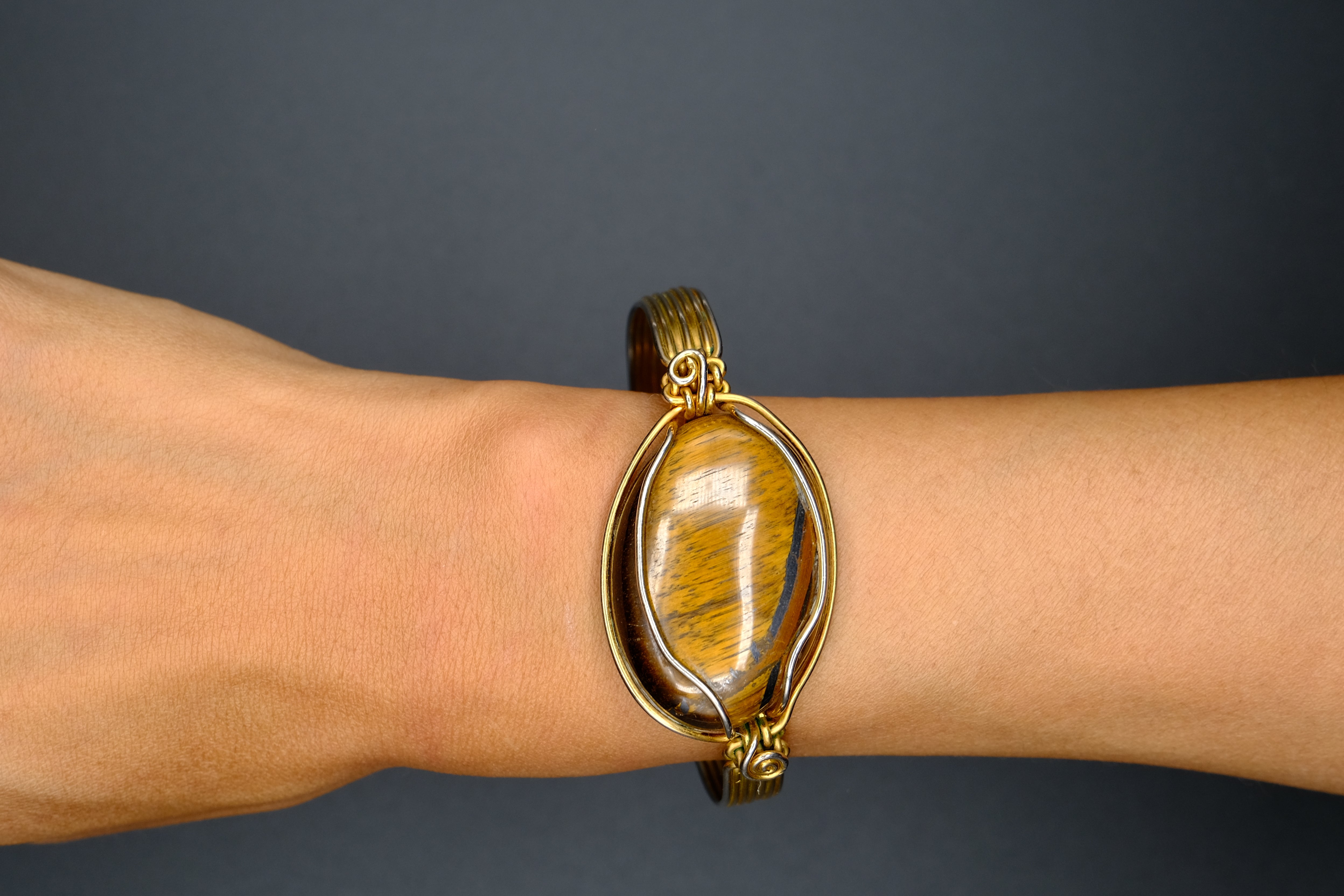 Eclipse Glow Bracelet